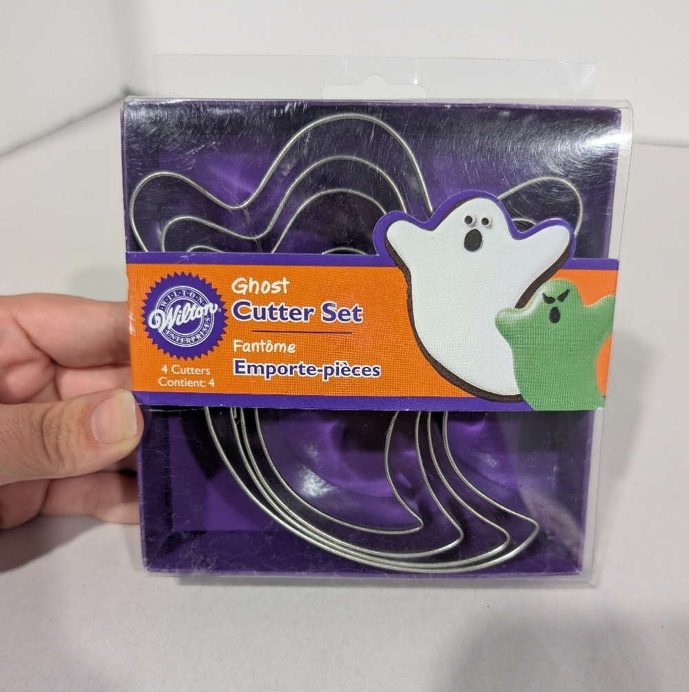 Wilton Ghost Cutter Set - Silver - Set of 4 - NEVER USED!